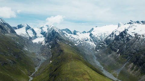 Artikelbild zu Artikel 'Neue Dokuserie des DAV – Auswirkungen des Klimawandels auf Natur, Hütten und Wege'